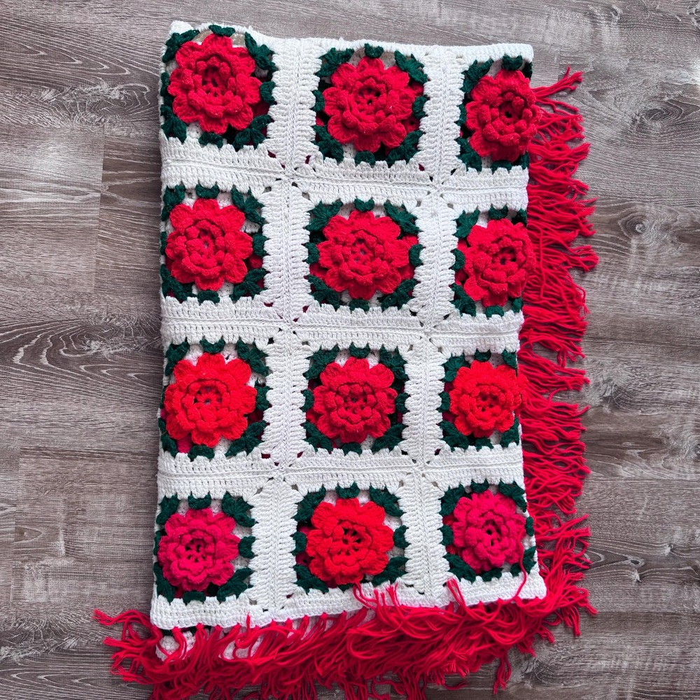 Red Rose Granny Square Chrochet Blanket-โ Handmade Afghan Throw, Vintage 1970's - Picture 5 of 10
